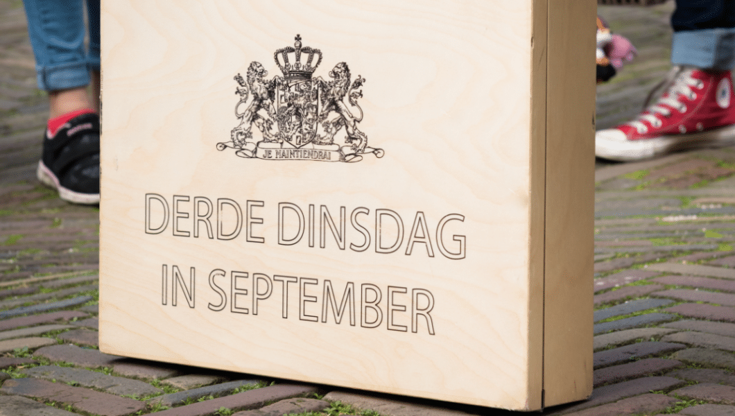 Afbeelding Prinsjesdag 2024 derde dinsdag in september koffertje